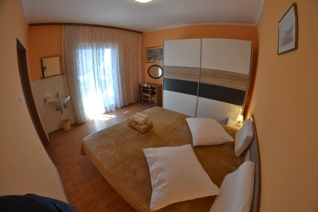 Apartman Jadranka Palit Экстерьер фото