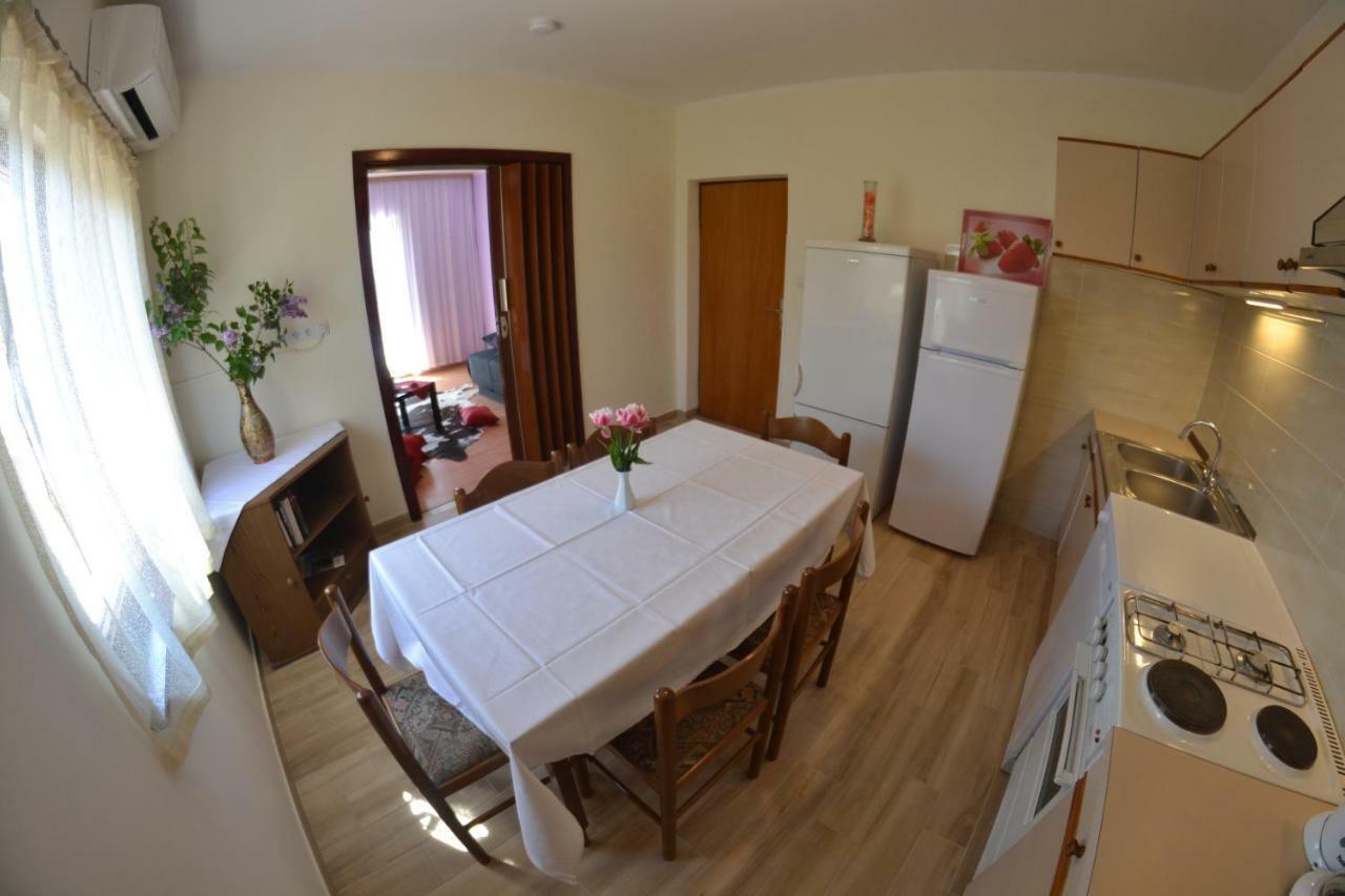 Apartman Jadranka Palit Экстерьер фото