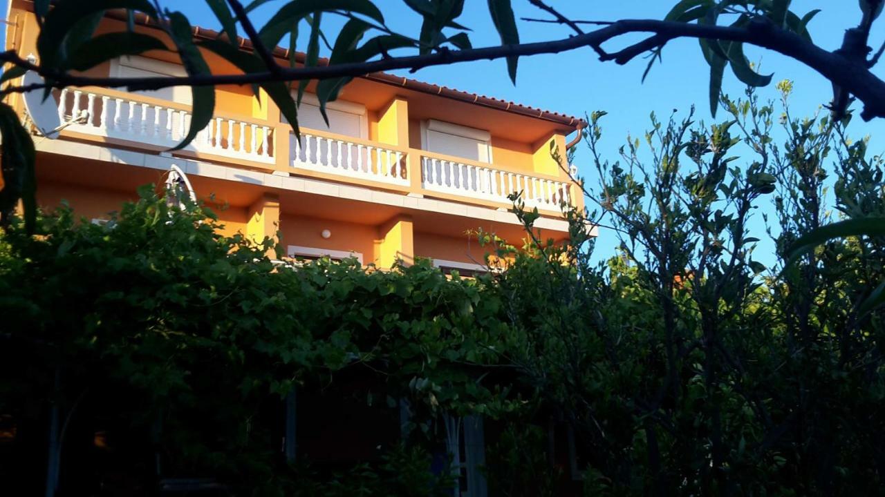 Apartman Jadranka Palit Экстерьер фото