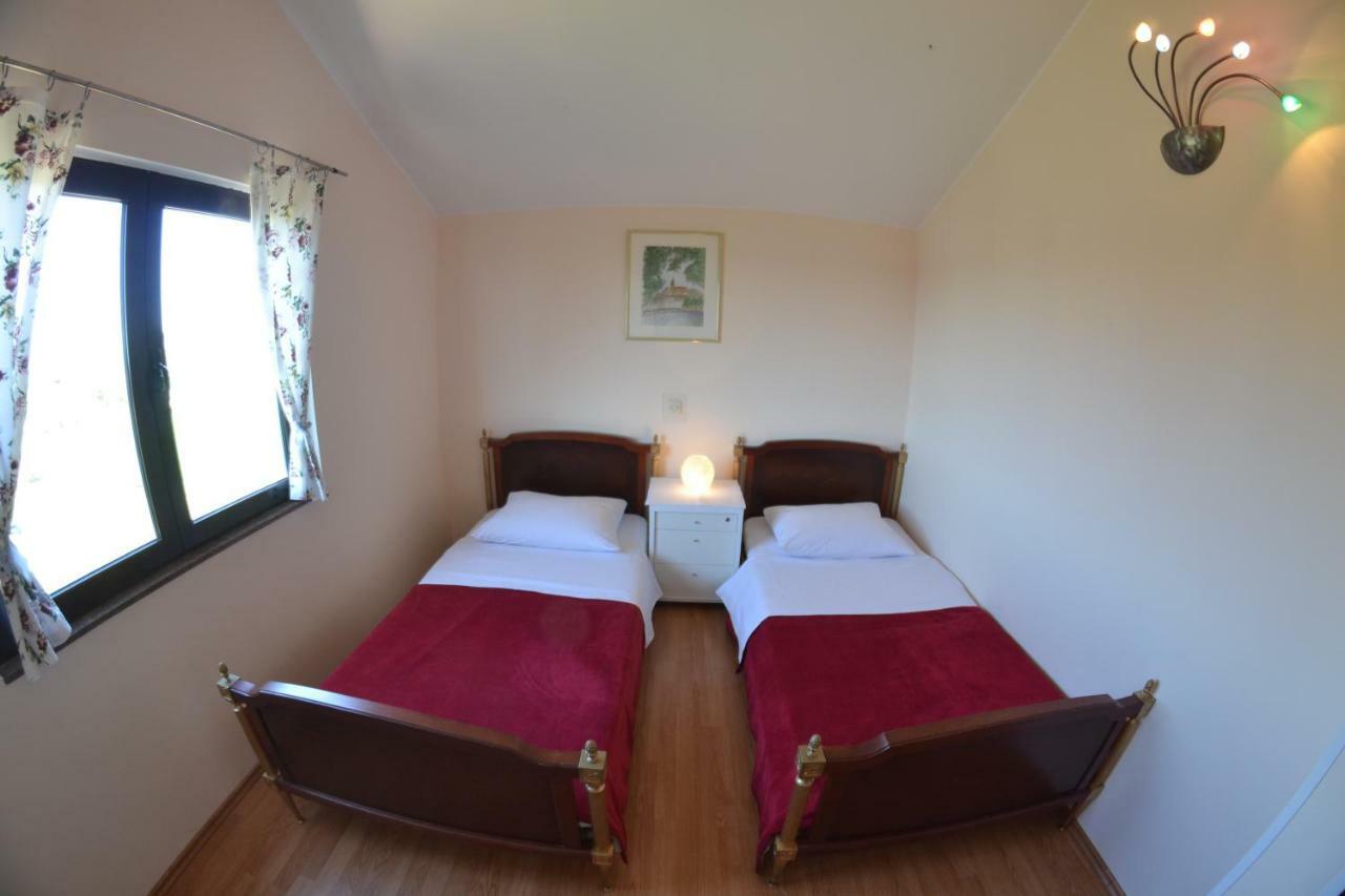 Apartman Jadranka Palit Экстерьер фото